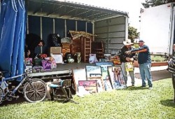 Convoy for Kids Goulburn Inc - 2004 Auction